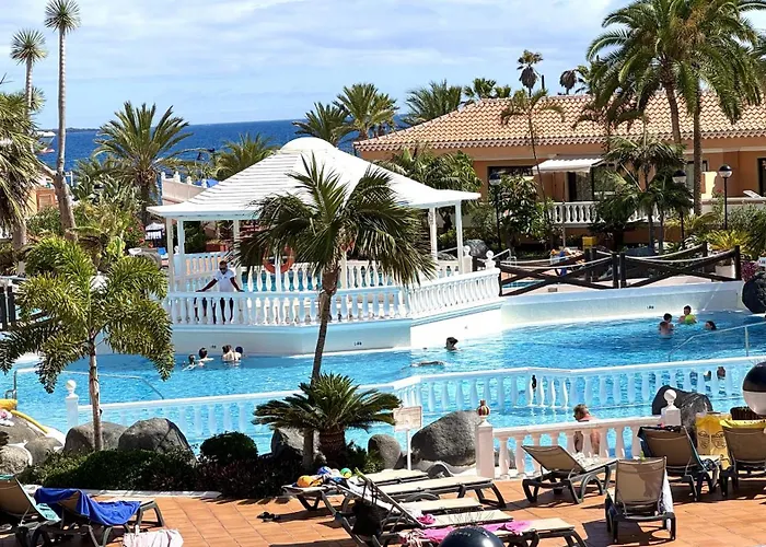 Royal Garden Sea Views By Deihu Experiences