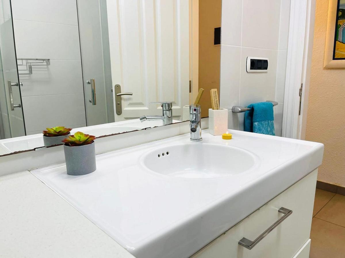 Apartment Royal Garden Sea Views By Deihu Experiences *